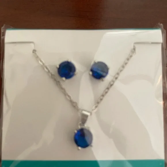 EFFY sapphire blue stone and silver tone chain necklace and earrings set - Picture 4 of 5